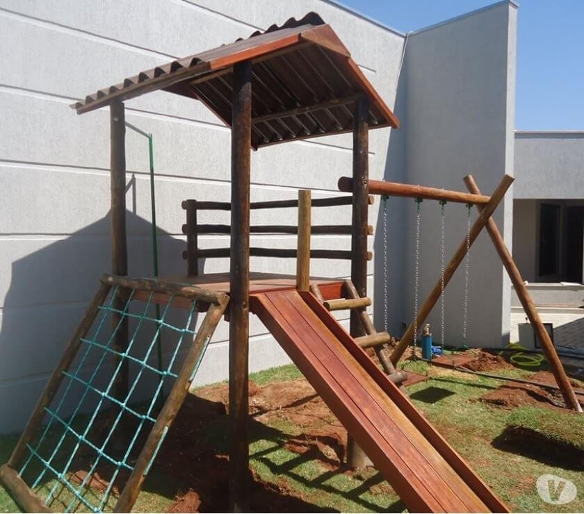 PLAYGROND-CASINHA-DE-TARZAN-COM-6-BRINQUEDOS-DE-EUCALIPTO-20160715033717 (1)